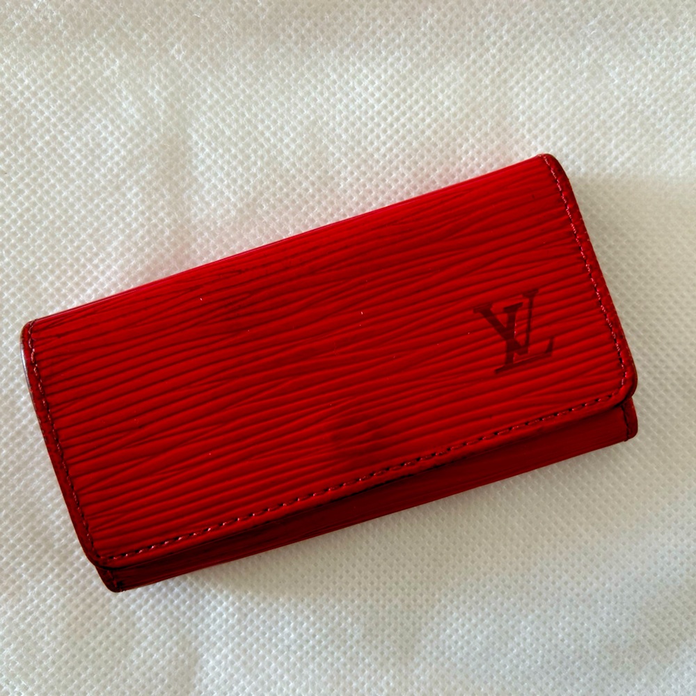 Louis Vuitton Red Epi Leather Keychain – EUC – LV Logo Charm – Authentic